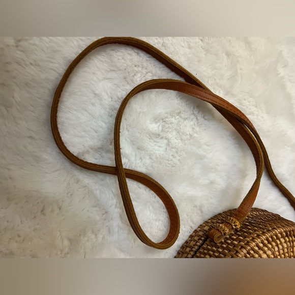 Rattan Woven Round Bag - Picture 13 of 13